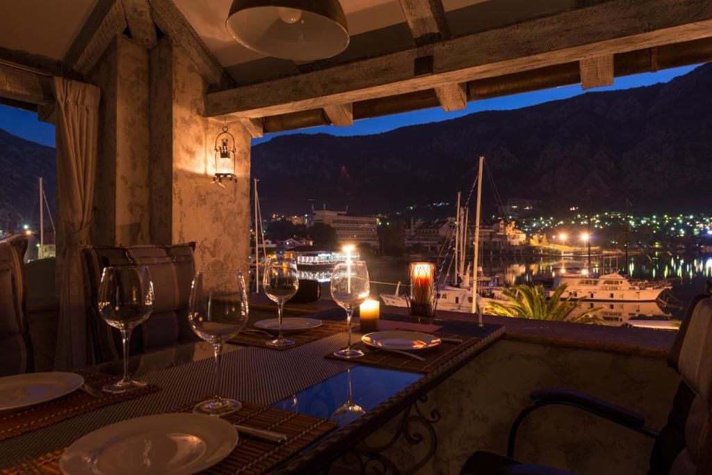 Апартаменты Kotor old town Palace Bucha Котор
